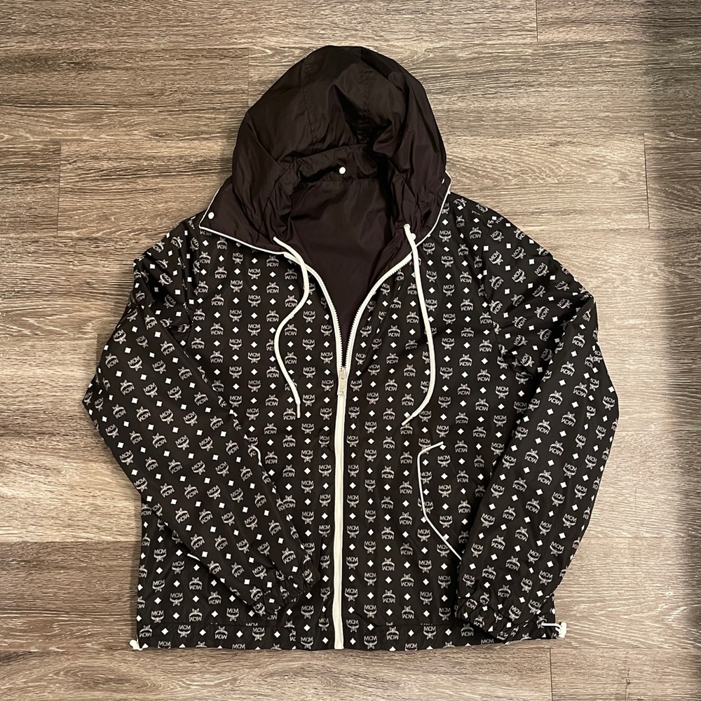 MCM Men’s Reversible Windbreaker (Large)